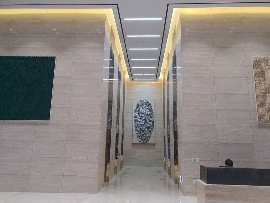 HJ Building